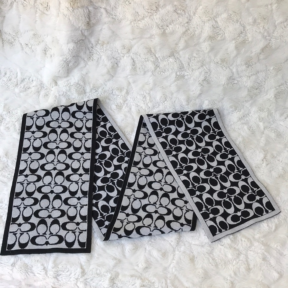 EUC COACH Petite Black & Silver Scarf